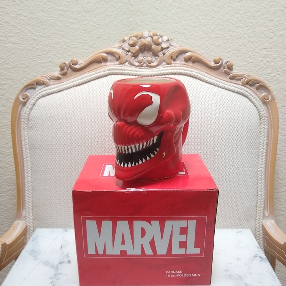 Marvel Carnage Molded Mug - Picture 6 of 6